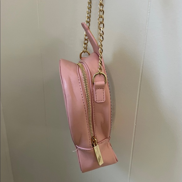 Danielle Nicole Disney Love Alive in Wonderland Magical Snowglobe Crossbody Bag - Picture 11 of 12